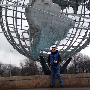 Meet your Posher, Carlos